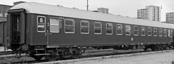 58080 - Schnellzugwagen B4ümg-54 DB