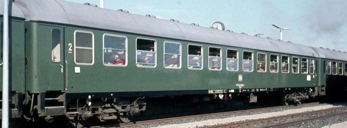 58088 - Schnellzugwagen Büm§234§ DB