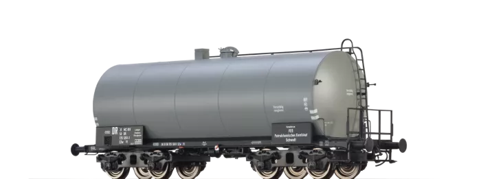 67705 - Leichtbaukesselwagen Bauart Uerdingen "VEB" DR